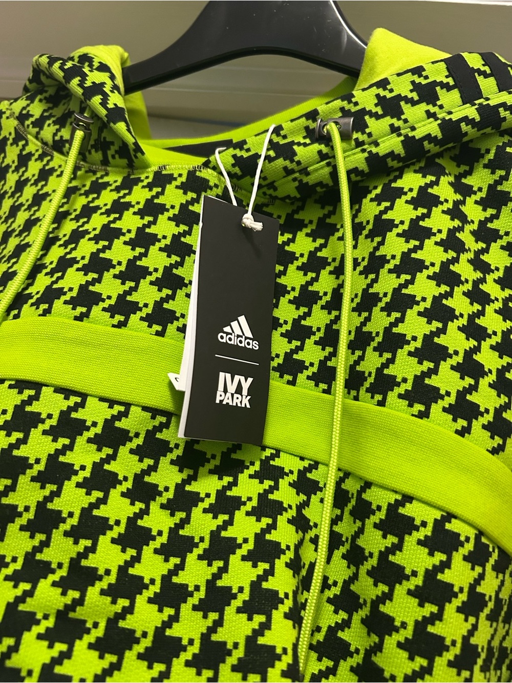 Ivy Park Neon Lime & Black Houndstooth Cropped Hoodie NWT M - Picture 4 of 4